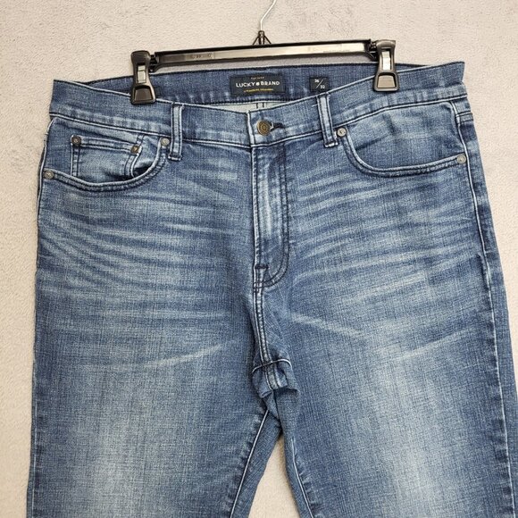 Lucky Brand 221 Straight Jeans Mens 36x32 Blue Denim Stretch Cotton Whiskered - Picture 2 of 13